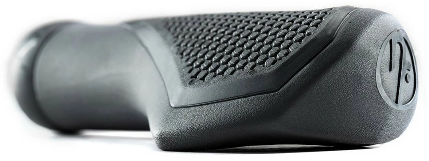 Cube Bei Brügelmann Online Cube Natural Fit Comfort Griffe Schwarz/grau 6 Cube Bei Brügelmann Online Cube Natural Fit Comfort Griffe Schwarz/grau – Bild 4