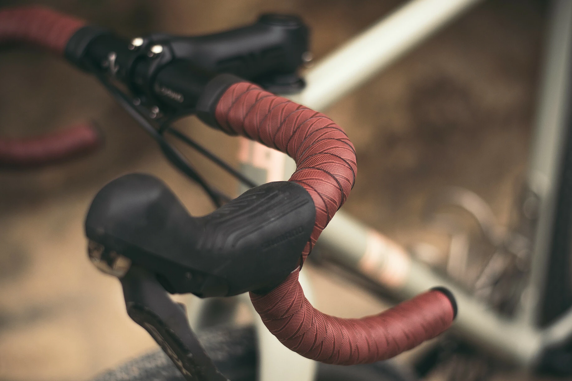 Ergon Bei Brügelmann Online Ergon BT Allroad Lenkerband Rot 5 Ergon Bei Brügelmann Online Ergon BT Allroad Lenkerband Rot – Bild 3