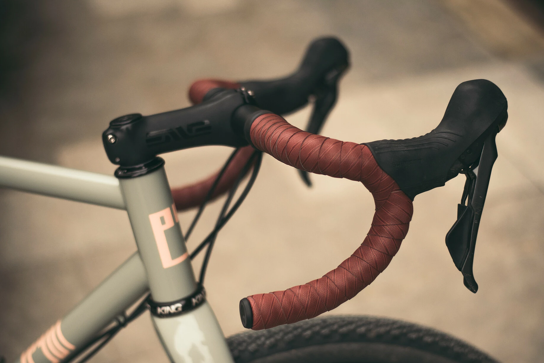 Ergon Bei Brügelmann Online Ergon BT Allroad Lenkerband Rot 6 Ergon Bei Brügelmann Online Ergon BT Allroad Lenkerband Rot – Bild 4